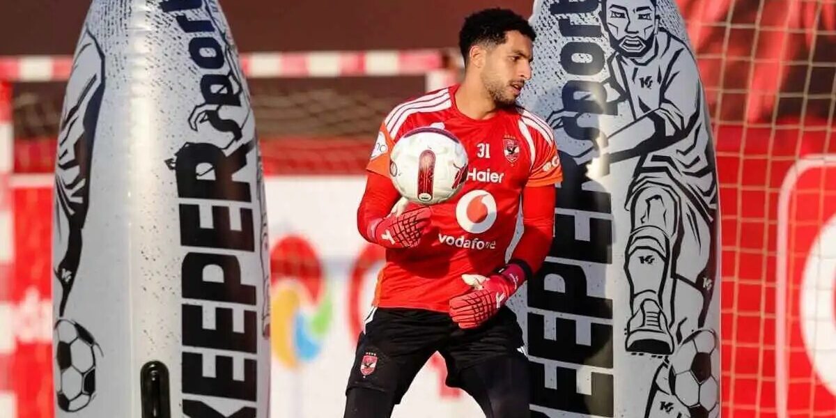 مصطفى شوبير يقترب من تجديد عقده مع الأهلي.. وخلاف وحيد يعطل الاتفاق (فيديو)