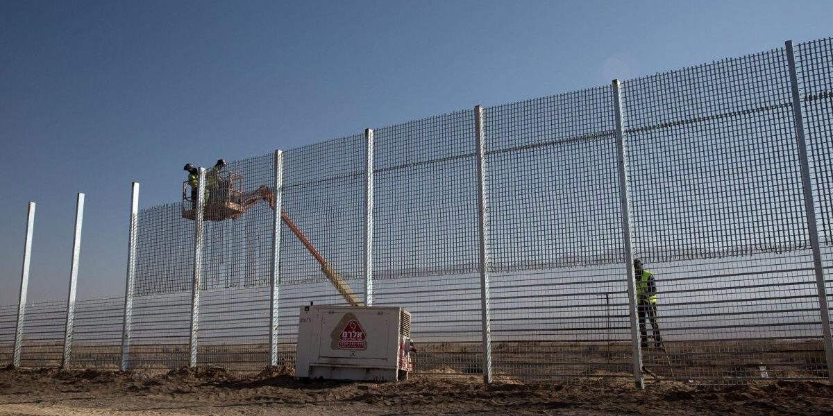 “إسرائيل” تعزز جبهتها الشرقية على حدود الأردن بخطط استيطانية وحواجز أمنية