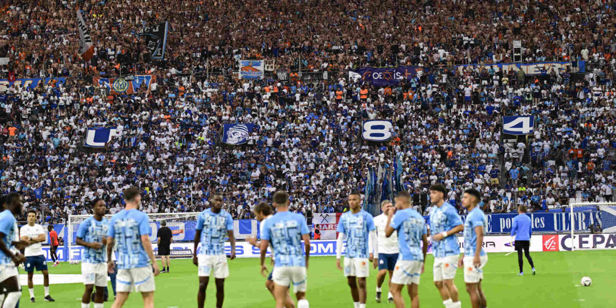 “يويفا” يعاقب جماهير مارسيليا قبل مواجهة بشكتاش بالدوري الأوروبي