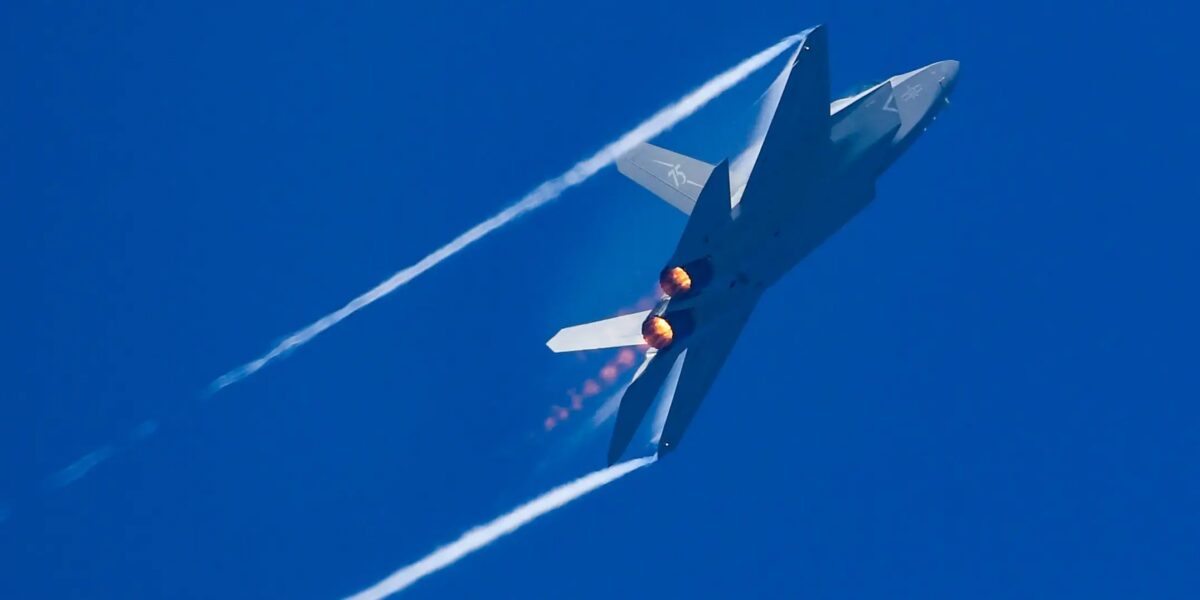 J-35A وSu-57E وF-15 وA-10.. أبرز الطائرات المتنافسة على اهتمام مصر في معرض العلمين