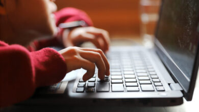 Why the tween years are a good time to talk to your kids about AI