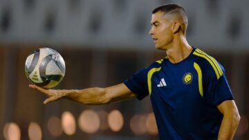 مدرب النصر يحسم موقف رونالدو من مباراة الدرعية.. ويرفض التعليق على أزمته مع جيسوس