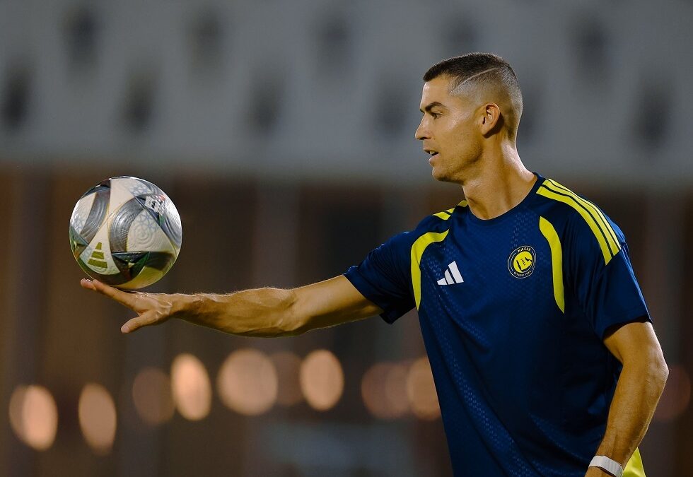 مدرب النصر يحسم موقف رونالدو من مباراة الدرعية.. ويرفض التعليق على أزمته مع جيسوس