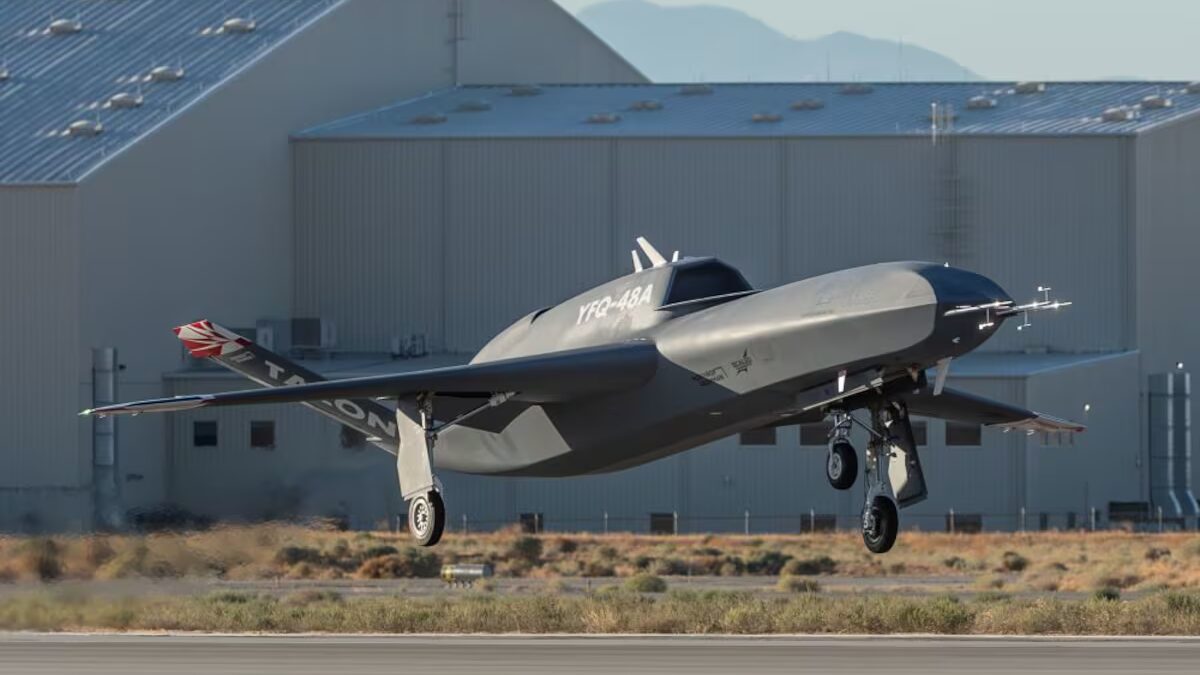 تكمل طائرة YFQ-48A CCA التابعة لشركة Northrop Grumman أول رحلة ذاتية القيادة بالكامل