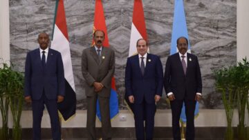 تقرير عبري يرصد محورا مصريا ضد إسرائيل في القرن الأفريقي