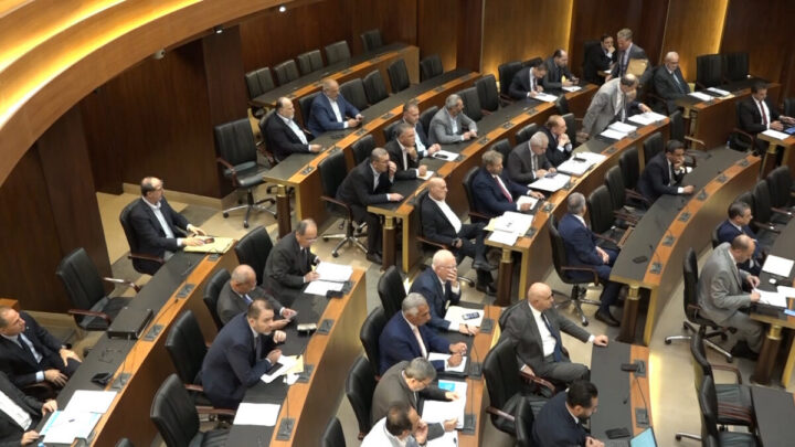 لجنتا الاتصالات والأشغال النيابيتان.. تعليق تلزيم الخلوي وزيادة ساعات التغذية الكهربائية