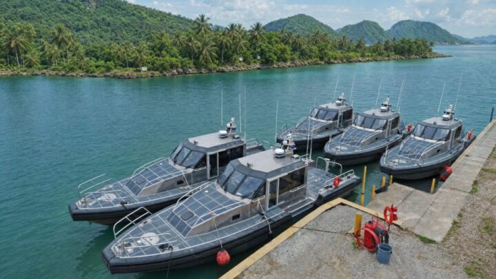 حصلت شركة Metal Shark على عقد لشراء 13 قارب دورية لفيتنام
