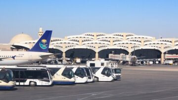 “الحوثيون” يعلنون استهداف مطار الملك خالد بالرياض ويحذرون العاملين في المنشآت النفطية وشركات الطيران
