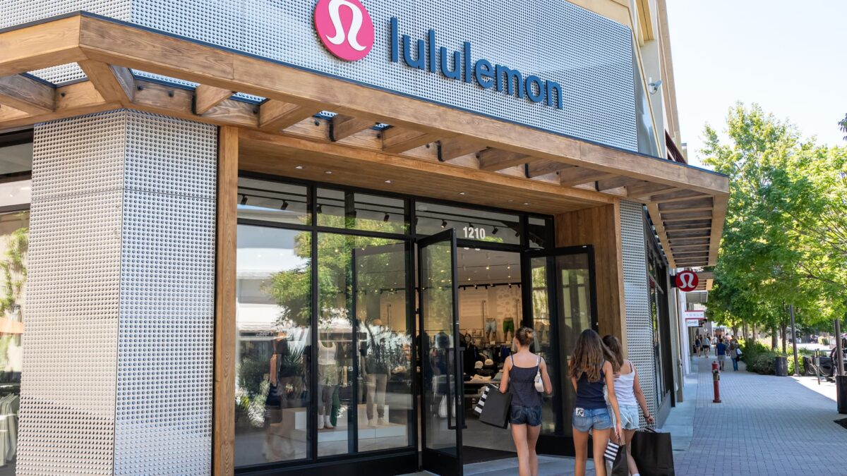 Lululemon يصطاد الرئيس التنفيذي لشركة Athleta Maggie Gauger كرئيس تنفيذي للمنتج