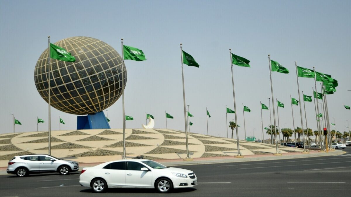 السعودية تطلق حزمة تسهيلات واسعة لحاملي الجنسية اليمنية