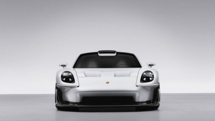 يستعرض مفهوم Porsche Mission S منصة السيارة الخارقة فوق 911