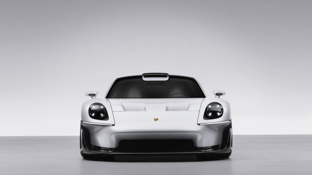 يستعرض مفهوم Porsche Mission S منصة السيارة الخارقة فوق 911