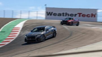 إن سيارة Bentley Supersports 2026 هي ما يحدث عندما تجمع بين الفخامة والأداء على المسار الصحيح