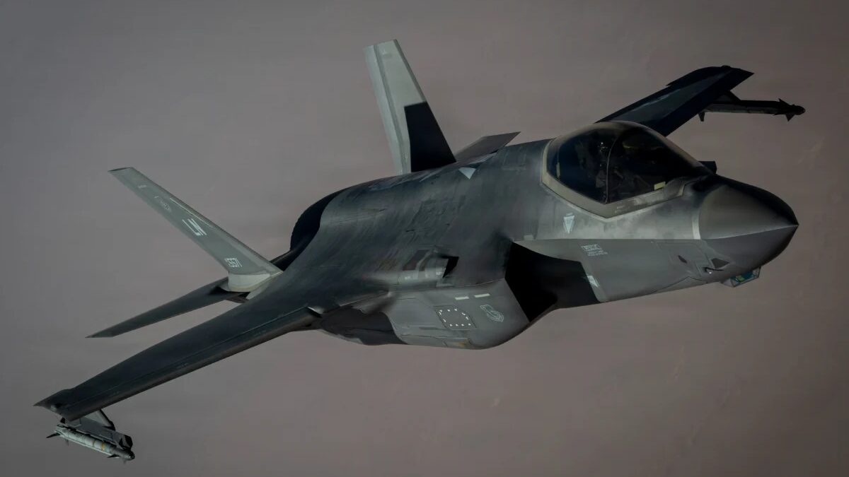 BAE تفوز بطلبية الحرب الإلكترونية F-35 للدفعات 20-22