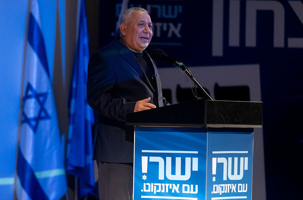 أيزنكوت: لا أريد ضم الفلسطينيين ولن أتحالف مع أي حزب عربي