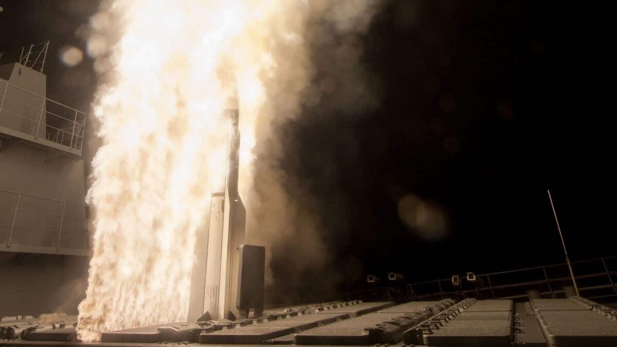 منحت شركة Raytheon عقدًا متعدد السنوات بقيمة 6.3 مليار دولار لشراء صواريخ SM-3 IB الاعتراضية