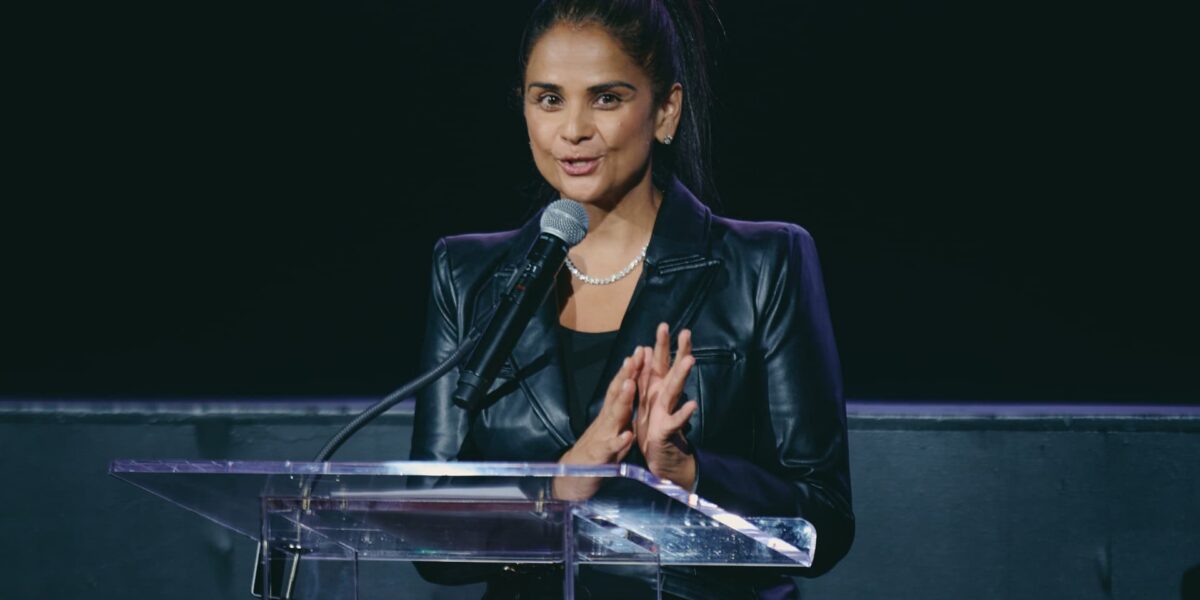 تحدد Bela Bajaria من Netflix استراتيجية الحدث حيث يتطلع القائمون على البث المباشر إلى المزيد من الرياضات الحية
