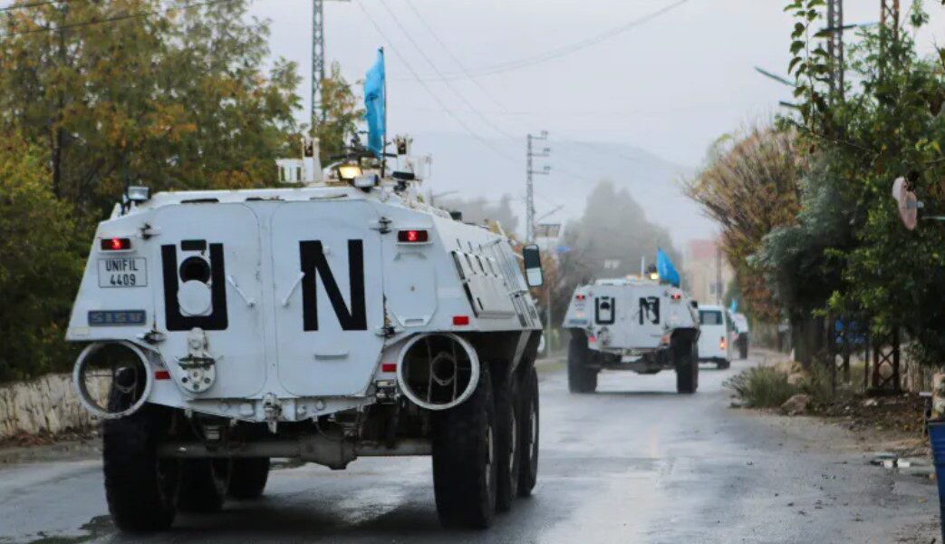 مقتل جندي من اليونيفيل وإصابة آخر جنوب لبنان… و5 شهداء بغارة على شقرا