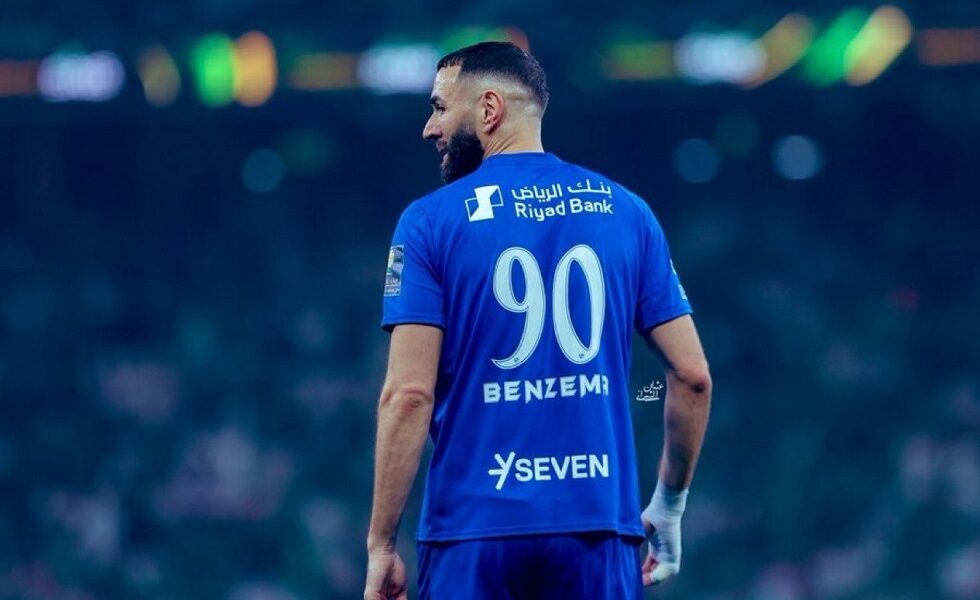 أحداث متسارعة ومفاجئة.. الهلال يفسخ عقد بنزيما