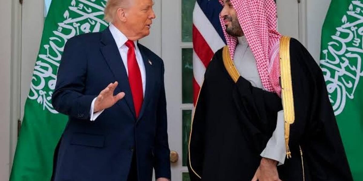 إدارة ترامب توافق على تجديد مخزون الأسلحة للسعودية وسط تصاعد التوتر في الخليج