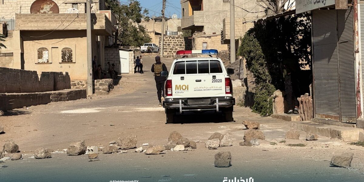 الأمن السوري يعلن توقيف متهم رئيسي في مقتل 3 عناصر بالشرطة في الصنمين
