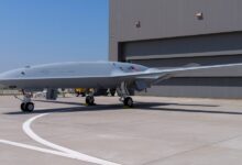 البحرية الأمريكية وبوينغ توقعان أول عقد لإنتاج MQ-25A Stingray