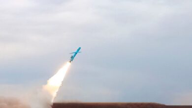 الحرس الثوري الإيراني يعلن إصابة 4 قواعد أمريكية في دول الخليج