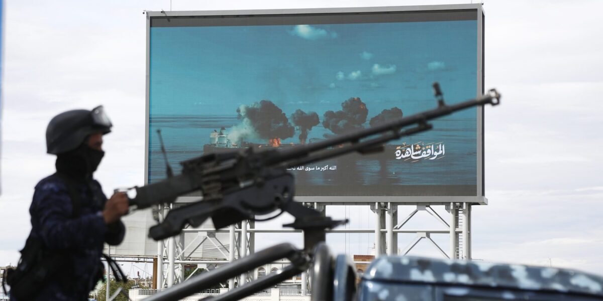 الحوثيون: هاجمنا بصواريخ مجنحة وطائرات مسيرة أهدافا حيوية وعسكرية في جنوب فلسطين المحتلة