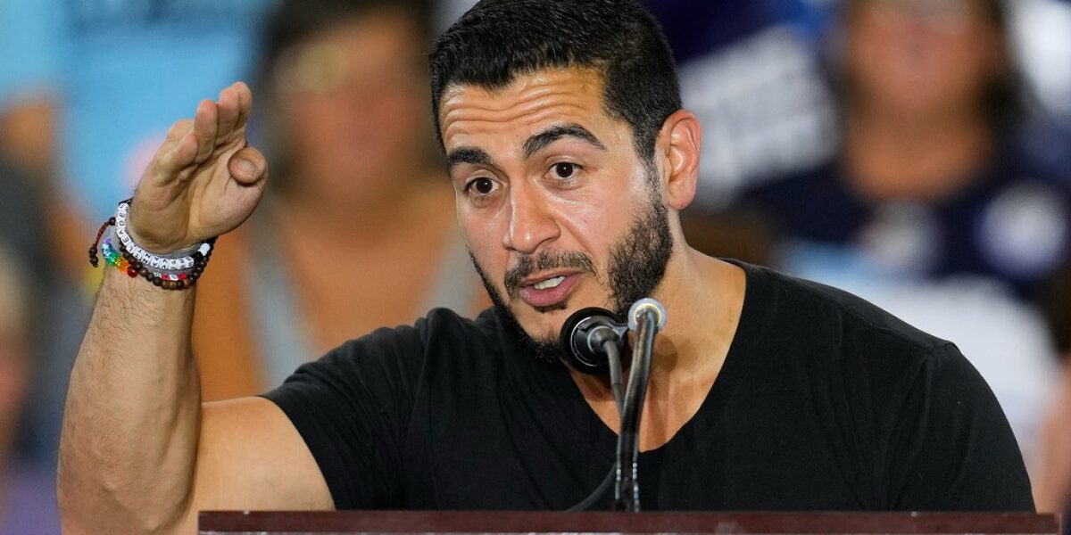 السيد يدعو إلى وقفة الذكاء الاصطناعي بعد تحذير الباحثين في الأنثروبولوجيا