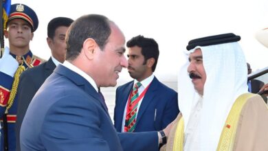 السيسي يجري زيارة مفاجئة للبحرين وسط هجمات إيرانية