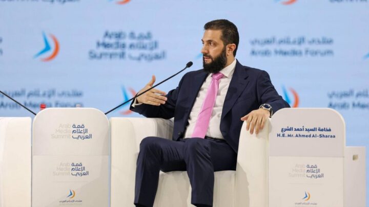 الشرع: الحوار مع روسيا وصل إلى نتيجة تقضي بتقليص عدد قواعدها في سوريا