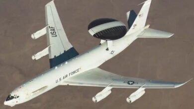 القوات الجوية الأمريكية تكثف استخدام “الرادار الطائر” E-3 Sentry لحماية إسرائيل بعد تدمير إيران الرادارات الأرضية