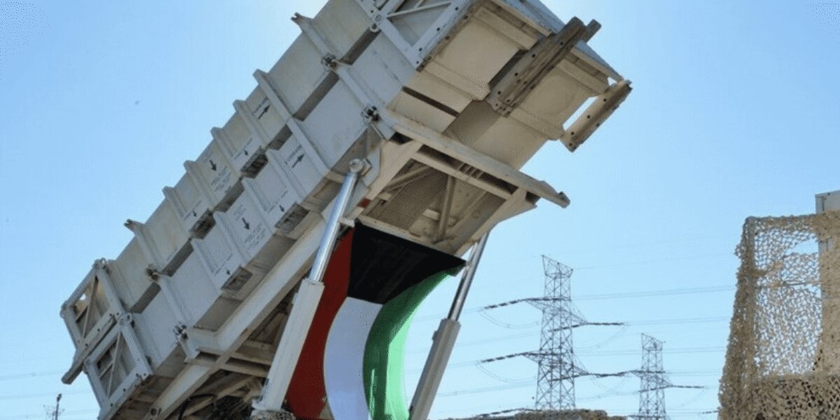 الكويت تعلن إسقاط صاروخ باليستي و25 مسيرة معادية داخل مجالها الجوي