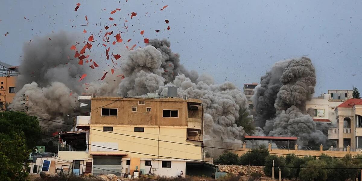 بالفيديو والصور اليوم الـ17 للعدوان على لبنان.. شهداء في بيروت وغارات مكثفة جنوبًا وحزب الله يواصل استهداف قوات الاحتلال