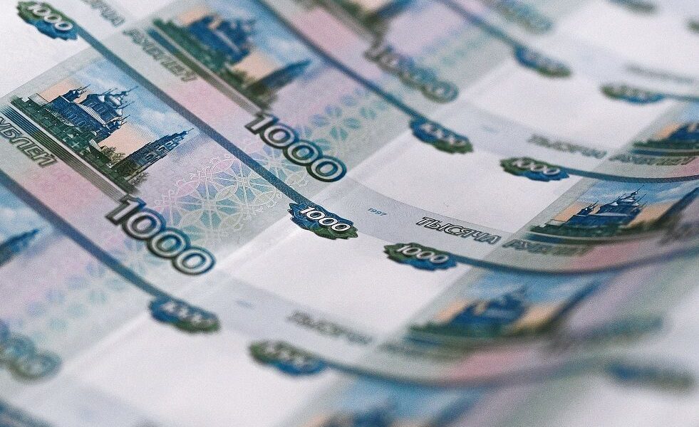 بوتين يحظر على الشركات إخراج الروبلات النقدية إلى بلدان الاتحاد الاقتصادي الأوراسي