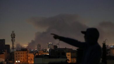 ترامب يطالب بـ “الاستسلام غير المشروط” مع دخول الحرب على إيران مرحلة جديدة