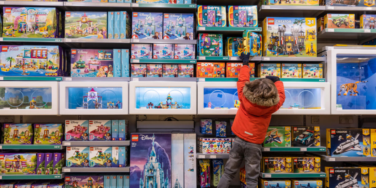 تعلن شركة Lego عن إيرادات قياسية في النصف الأول من عام 2026
