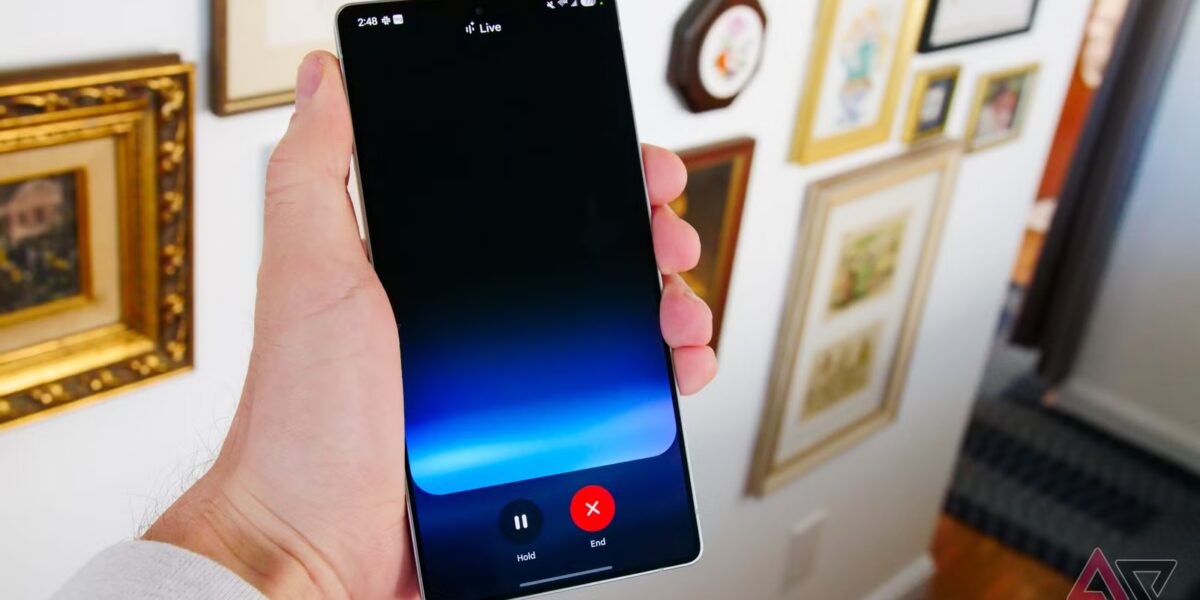 تعمل Google بهدوء على ترقية كبيرة لـ Gemini Live