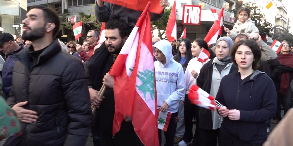 تقرير م مسيرة شعبية في شارع الحمرا تندد بالعدوان الإسرائيلي على لبنان وتؤكد دعم المقاومة