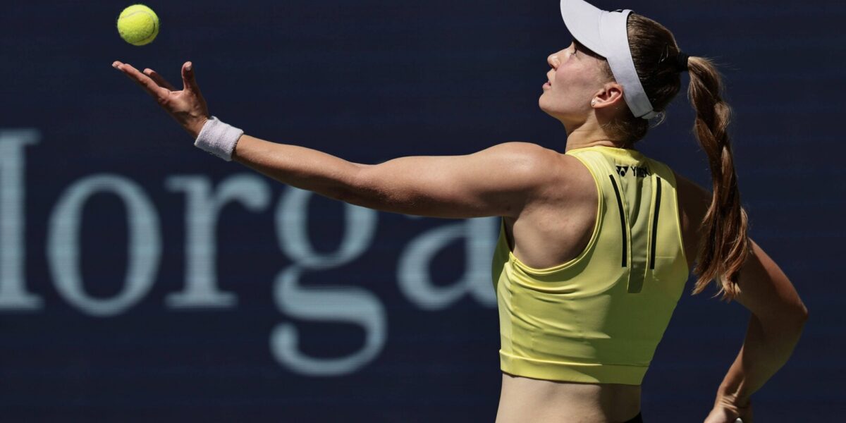 رئيس كازاخستان يهنئ ريباكينا بعد إنجاز تاريخي في تصنيف WTA