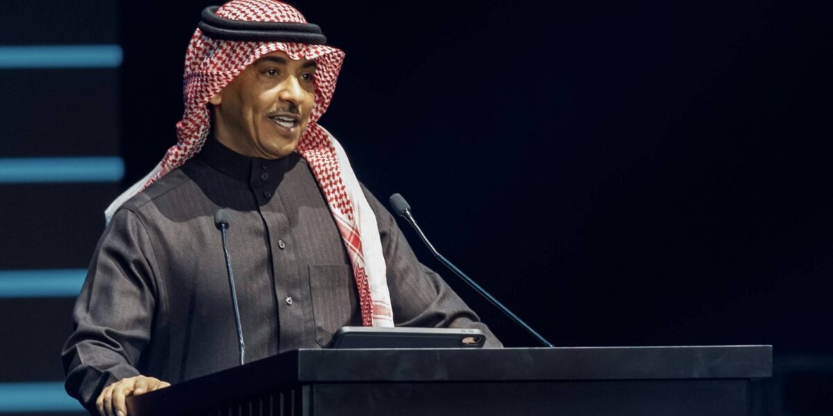 رسالة قوية من وزير الإعلام السعودي بعد الهجمات الإيرانية