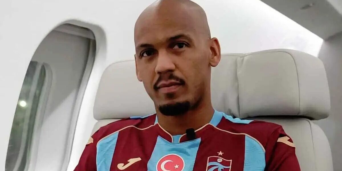 زميل صلاح في ليفربول يجد شراكته معه ويعلن انتقاله إلى طرابزون سبور