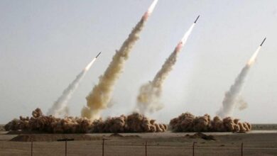 سقوط صواريخ إيرانية في وسط وجنوب “إسرائيل” وتفعيل صافرات الإنذار