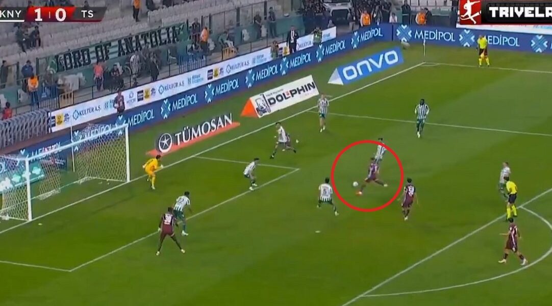 شاهد.. صلاح يهدر فرصة هدف محقق أمام كونيا سبور