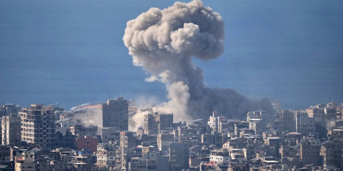 غارتان على لبنان.. 11 قتيلا وعشرات الجرحى