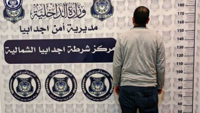 ليبيا.. الأمن يضبط مصريا في حالة هستيرية ويكشف التفاصيل