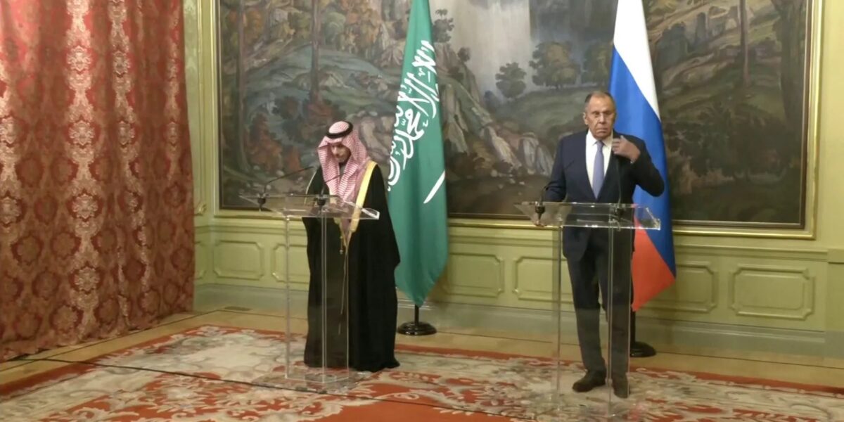 مباحثات سعودية روسية في موسكو حول أمن الطاقة والتصعيد الإقليمي | أخبار