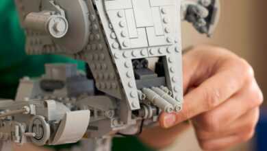 مجموعة Lego Star Wars UCS AT-ST هذه أرخص من أي وقت مضى وسأحب دائمًا مشاية الدجاج هذه