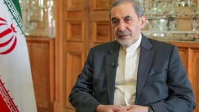مستشار خامنئي يعلق على إعلان واشنطن و”تل أبيب” النصر ومصير إيران بعد العدوان