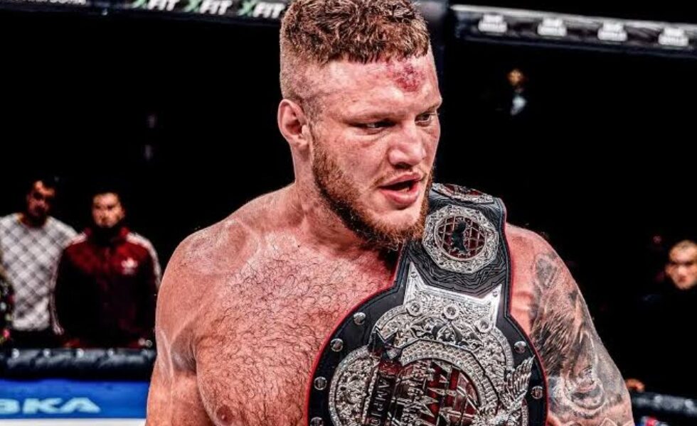 وفاة مقاتل MMA الروسي بونوماريف عن عمر 31 عاما